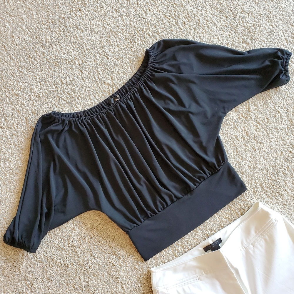 Chic Crop Top - Picture 3 of 3
